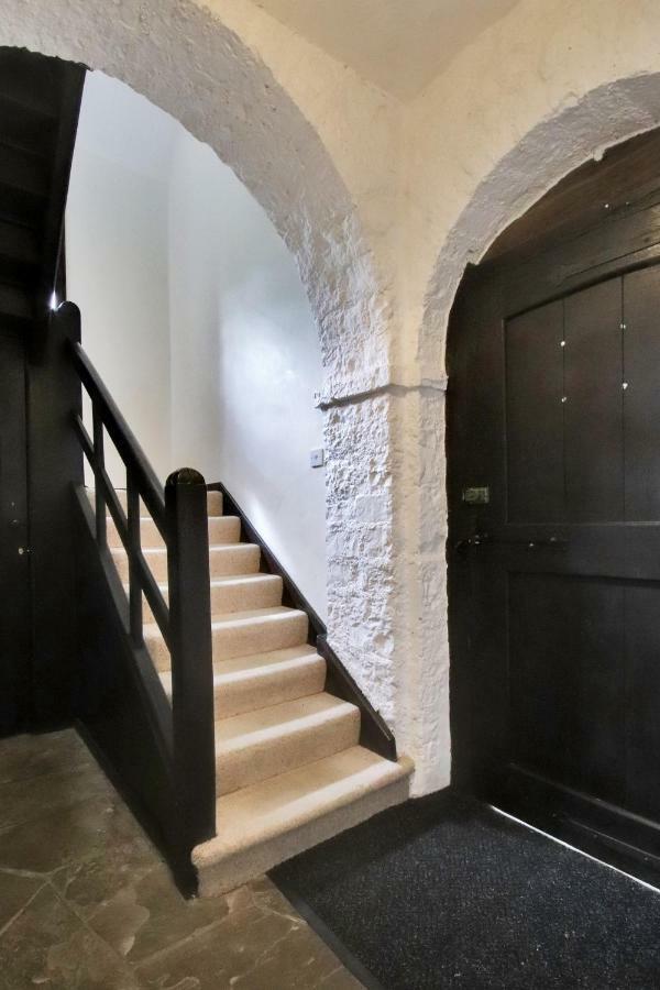 Lympne Castle Cottages 하이드 외부 사진